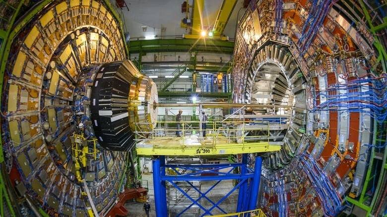 Σπάνιο σωματίδιο με τέσσερα κουάρκ εντοπίστηκε στο CERN